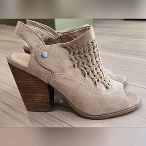 Altar'd State tan sandal heels